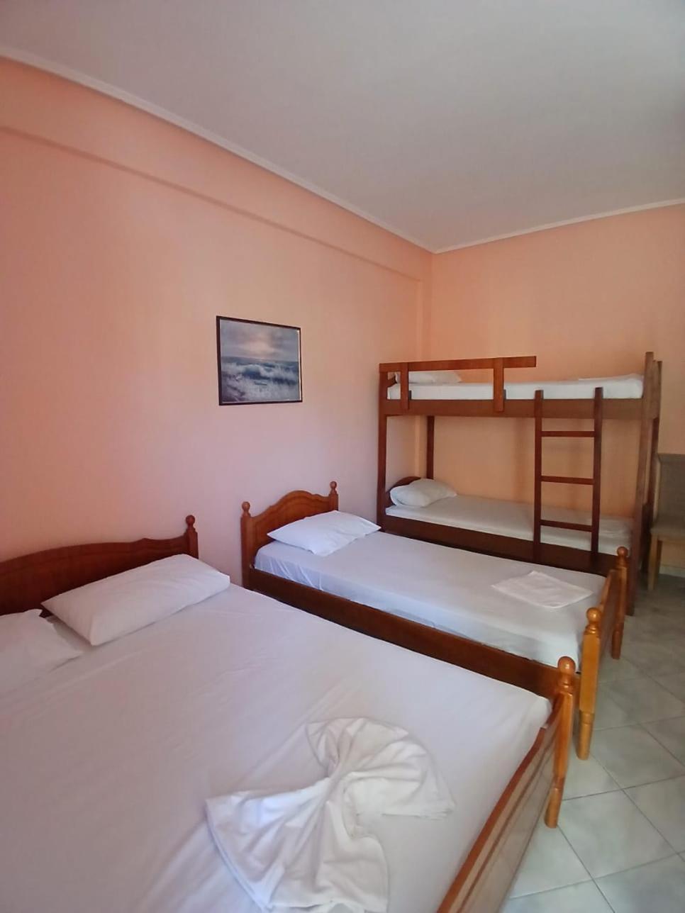 Hotel Rossi Vlore Exterior photo