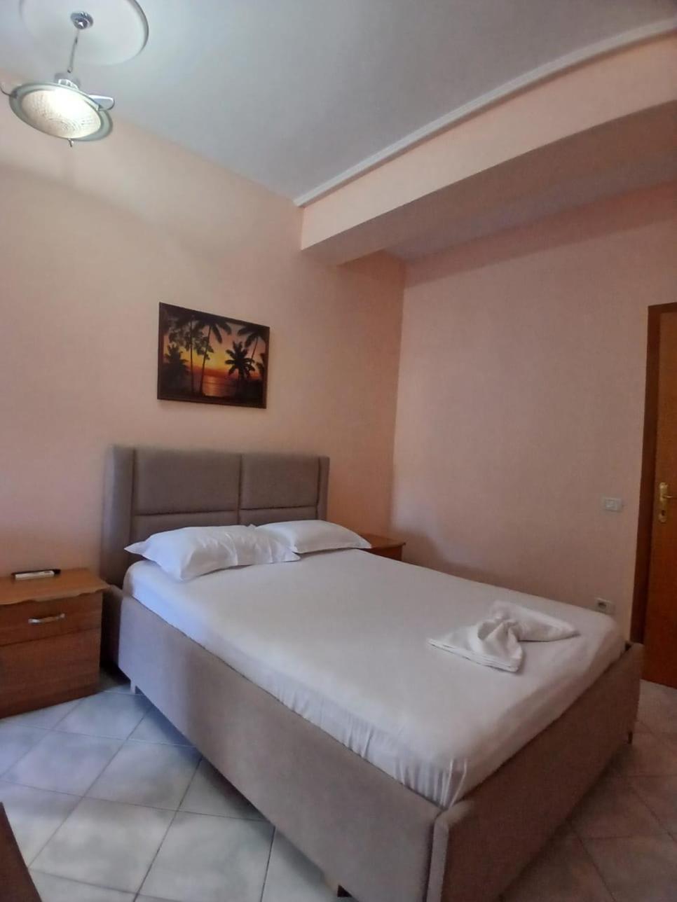 Hotel Rossi Vlore Exterior photo