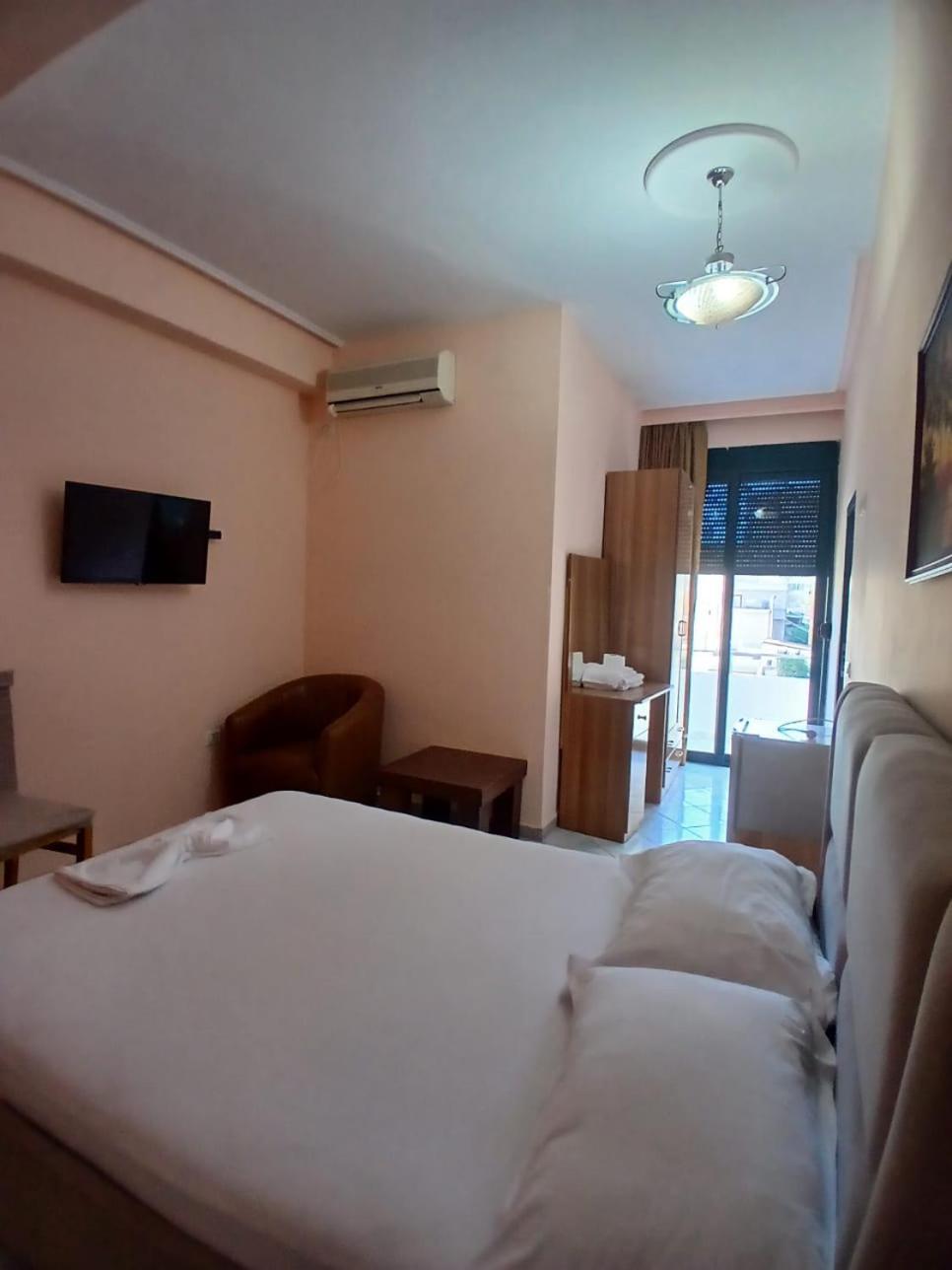 Hotel Rossi Vlore Exterior photo
